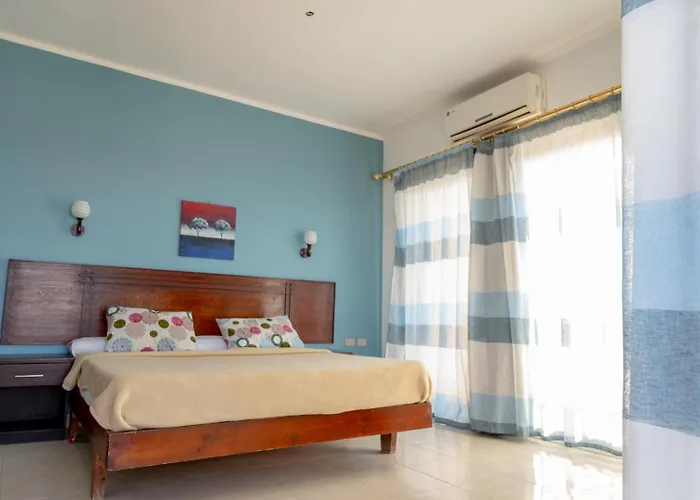 Sea Life Apartmanhotel 3*